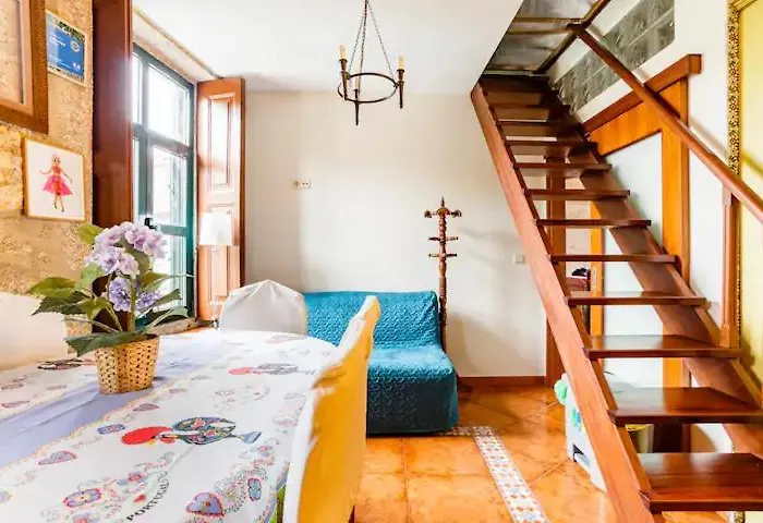 Apartament House Contu1000